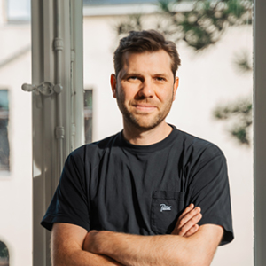 Samuel-Huber-Creative-Director-vonMende-Porträt