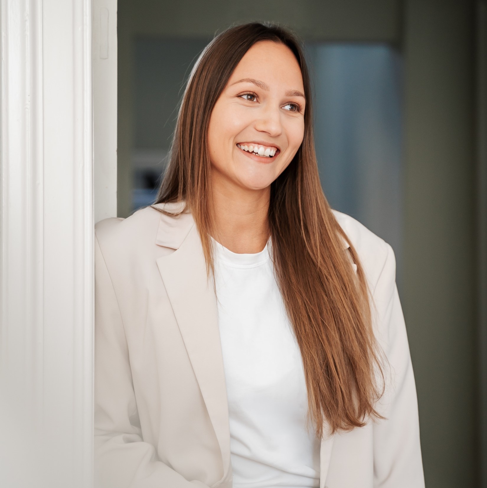Portraitbild_Carolin_Elsner
